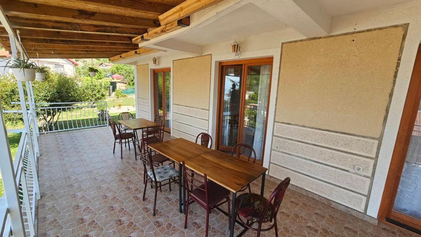 Villa Karolina オフリド エクステリア 写真